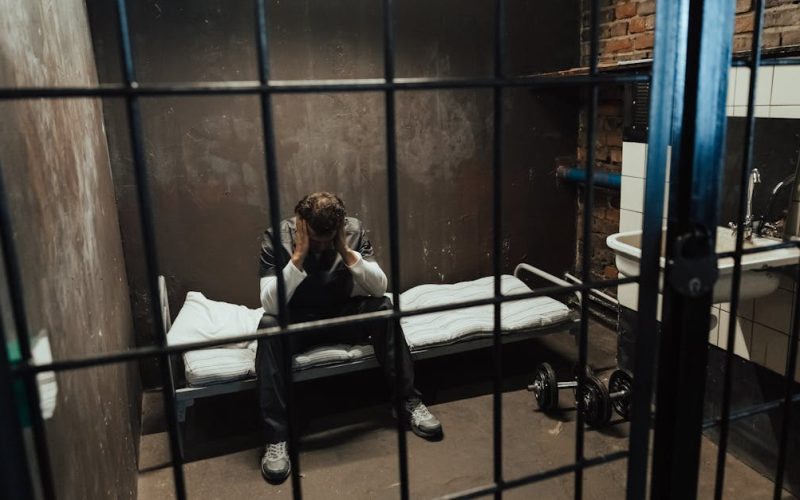 La Cruda Realidad: Excarcelados Venezolanos Narran sus Días en Prisión